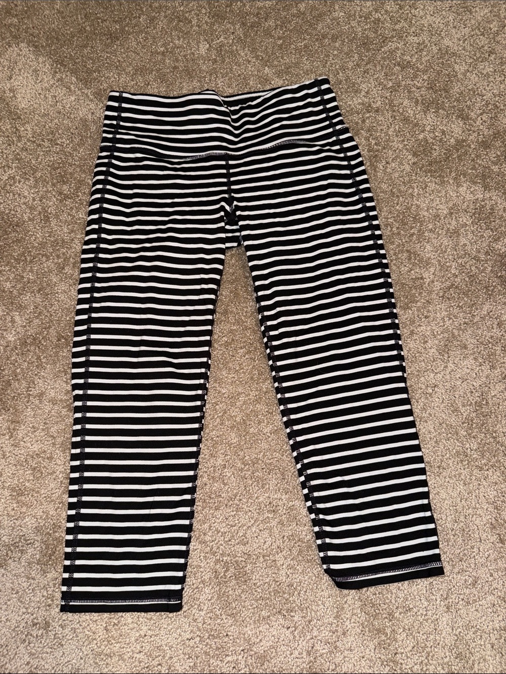 Athleta Black and White Striped Capri Leggings - Medium